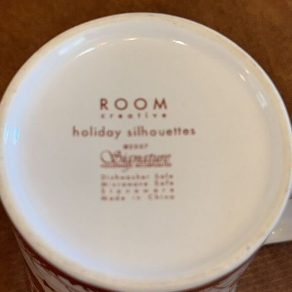 Room Creative Holiday Silhouettes Ceramic Mug With Red Interior & White Exterior - Picture 4 of 7